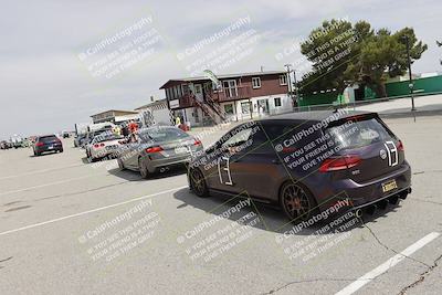 media/Jun-01-2025-CalClub SCCA (Sun) [[eae223c5dd]]/Around pit/